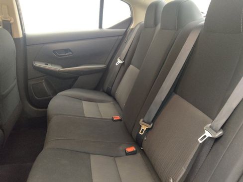 Used 2024 Nissan Sentra SV FWD image 18