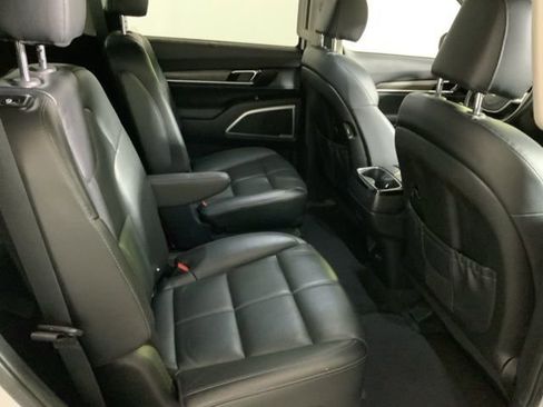 Used 2020 Kia Telluride EX w/ EX Premium Package AWD/4WD image 34