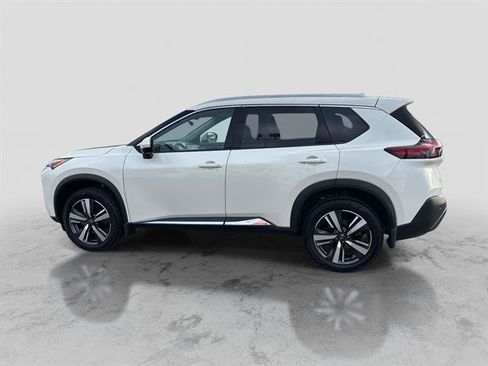 Certified 2023 Nissan Rogue SL image 2