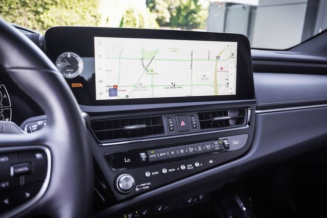 Certified 2025 Lexus ES 350 w/ Premium Package FWD image 16
