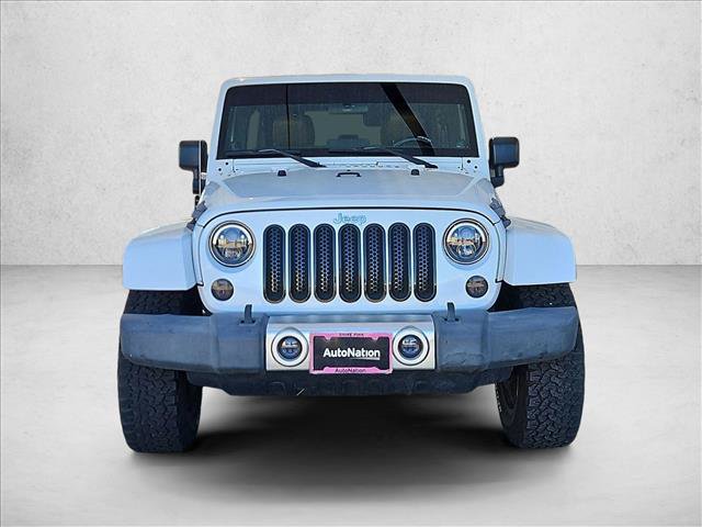 Used 2011 Jeep Wrangler Unlimited Sahara w/ Connectivity Group AWD/4WD image 2