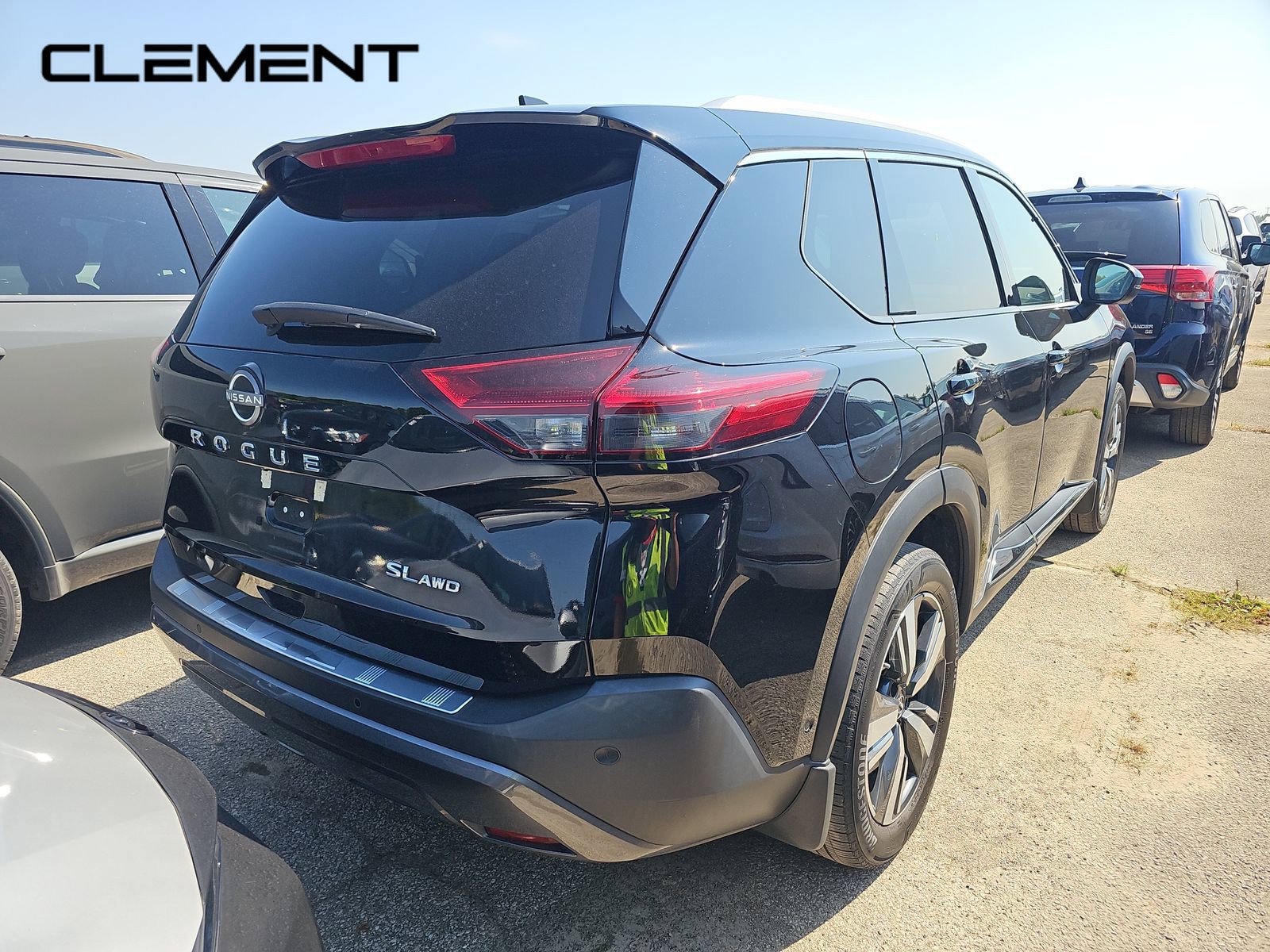 Used 2023 Nissan Rogue SL w/ SL Premium Package AWD/4WD image 6