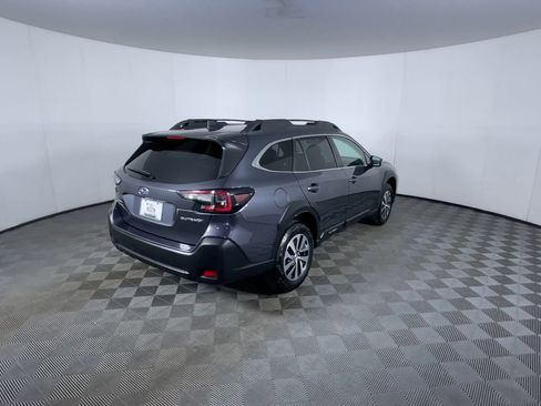 Used 2024 Subaru Outback Premium image 8