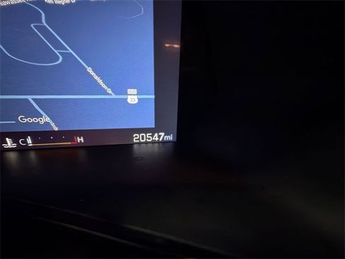 Used 2024 Chevrolet Colorado Z71 w/ LPO, Dark Essentials Package image 15