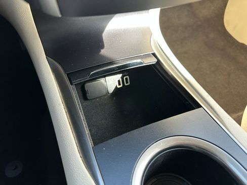 Used 2016 Lincoln MKC Select w/ Select Plus Package image 23