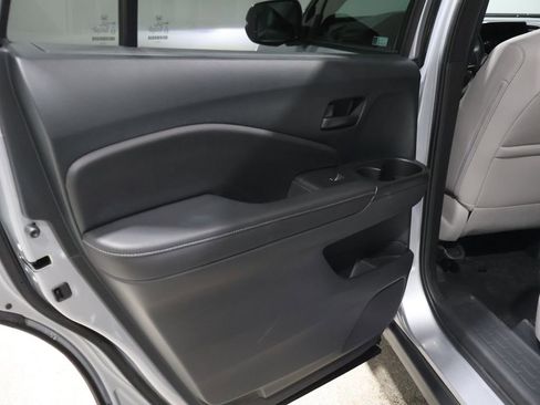 Used 2023 Honda Passport EX-L image 17