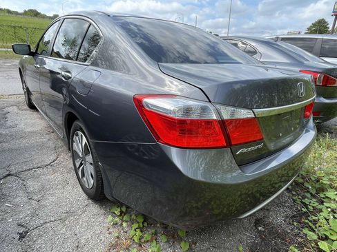 Used 2013 Honda Accord LX image 2