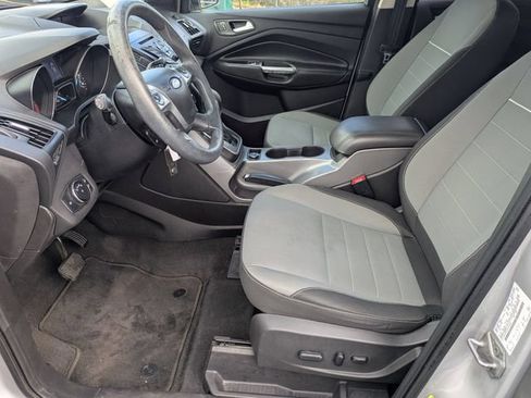Used 2014 Ford Escape SE FWD image 22
