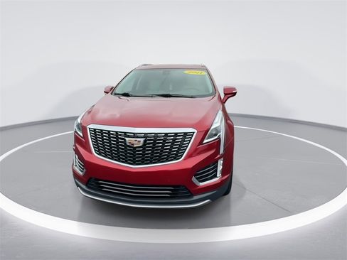 Used 2021 Cadillac XT5 Premium Luxury image 3