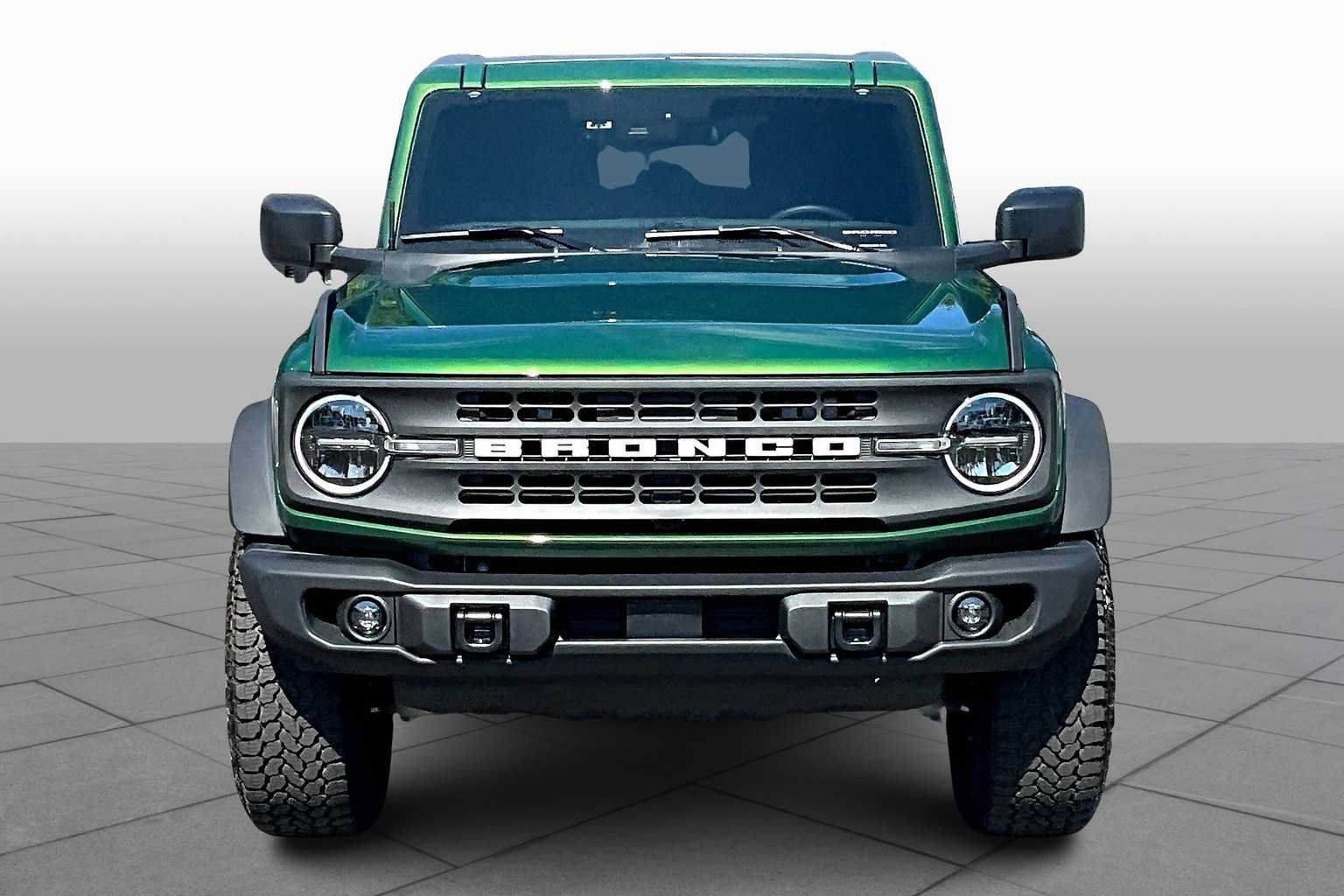 Used 2025 Ford Bronco Big Bend w/ Black Diamond Package AWD/4WD image 3