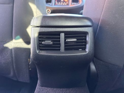 Used 2023 Dodge Challenger SXT image 17