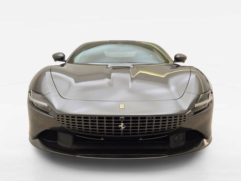 Used 2023 Ferrari Roma RWD image 2