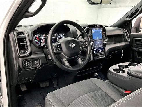 Used 2024 RAM 3500 Tradesman image 13