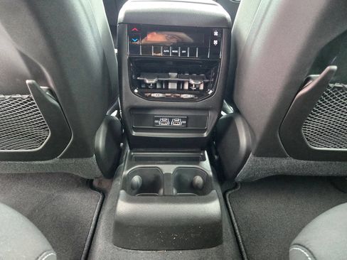 New 2026 Jeep Grand Cherokee L Laredo RWD image 34