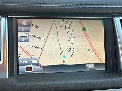 Used 2011 Land Rover Range Rover Sport Supercharged image 22