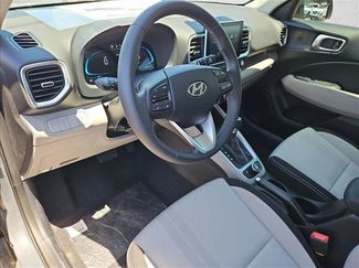 New 2026 Hyundai Venue SEL FWD video 3