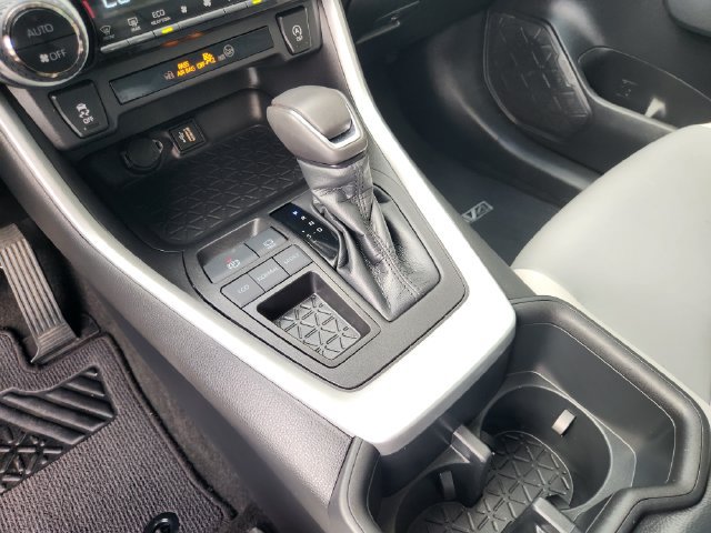 Used 2023 Toyota RAV4 XLE Premium FWD image 18