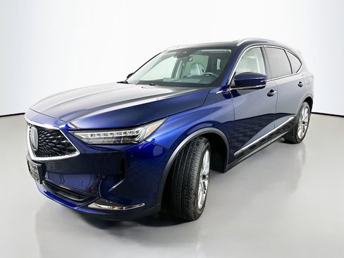 Used 2023 Acura MDX SH-AWD w/ Advance Package image 3