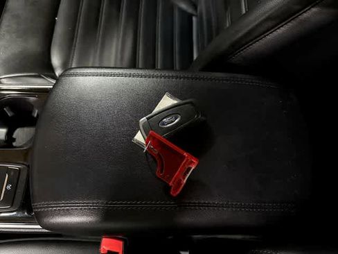 Used 2019 Ford Edge SEL w/ Equipment Group 201A AWD/4WD image 34