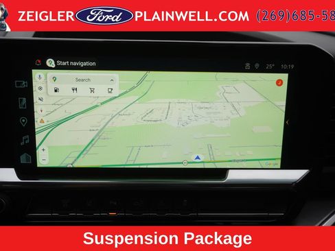 Used 2024 Chevrolet Silverado 2500 High Country AWD/4WD image 2