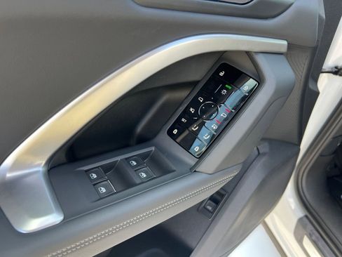 New 2025 Audi Q5 Premium image 12