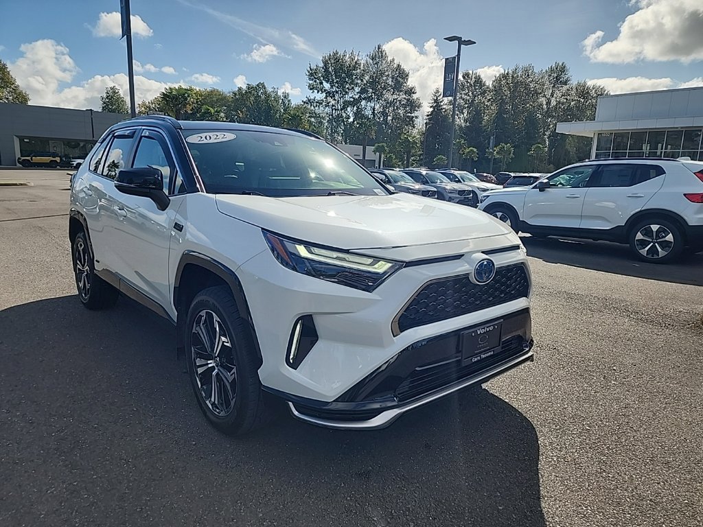 Used 2022 Toyota RAV4 XSE AWD/4WD image 6