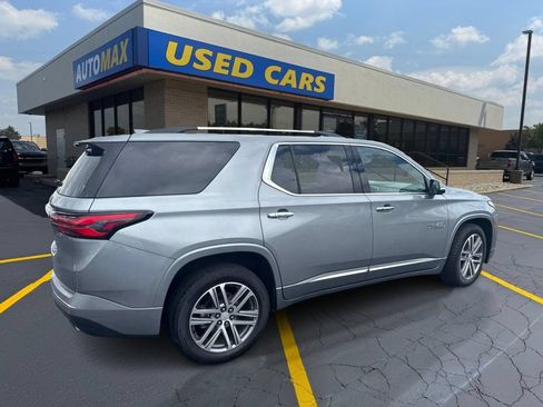 Used 2023 Chevrolet Traverse High Country w/ LPO, Floor Liner Package AWD/4WD image 5