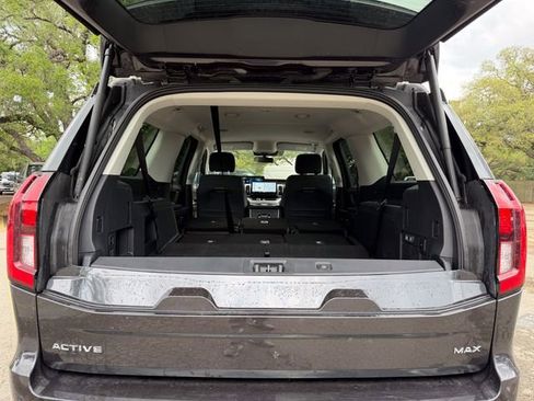 Used 2025 Ford Expedition Max Active RWD image 18