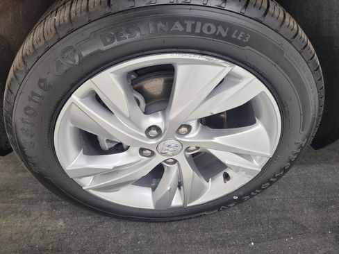 Used 2024 Buick Encore GX Preferred FWD image 31