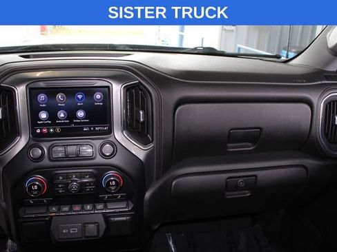 Used 2020 Chevrolet Silverado 1500 LT image 23