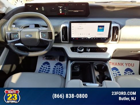 Certified 2025 Ford Expedition Max Active image 12