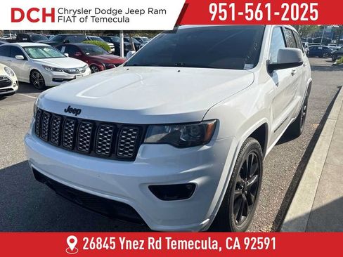 Certified 2021 Jeep Grand Cherokee Laredo X RWD image 1