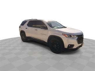 Used 2021 Chevrolet Traverse Premier w/ Redline Edition video 2