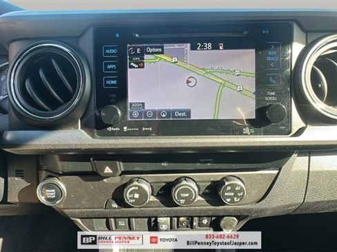 Used 2019 Toyota Tacoma TRD Off-Road image 14