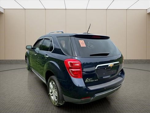 Used 2017 Chevrolet Equinox Premier w/ Enhanced Convenience Package AWD/4WD image 18