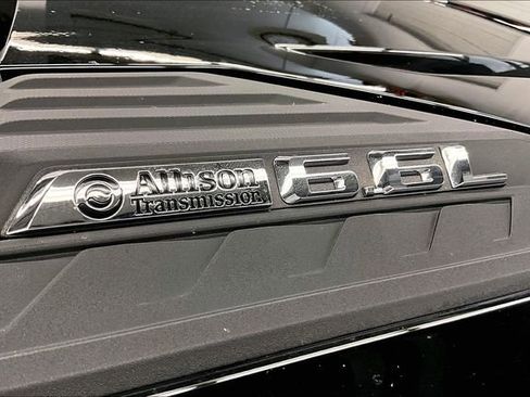 Used 2024 Chevrolet Silverado 2500 High Country w/ High Country Premium Package AWD/4WD image 37
