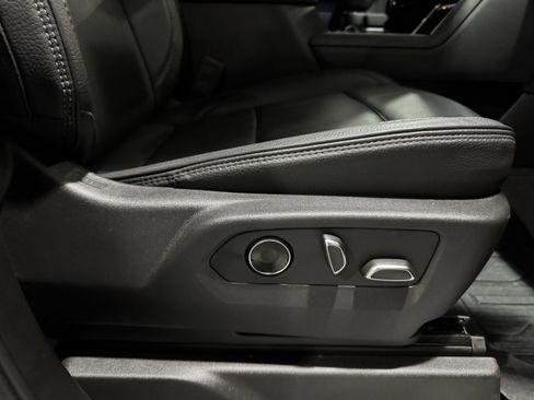 Used 2024 GMC Sierra 2500 Denali w/ Technology Package image 39