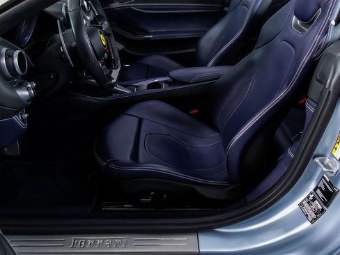 Certified 2023 Ferrari Portofino M Base image 42