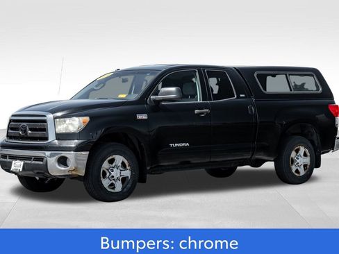 Used 2011 Toyota Tundra 4x4 Double Cab w/ SR5 Pkg image 3