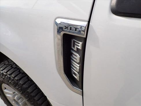Used 2019 Ford F350 XLT w/ XLT Value Package image 8