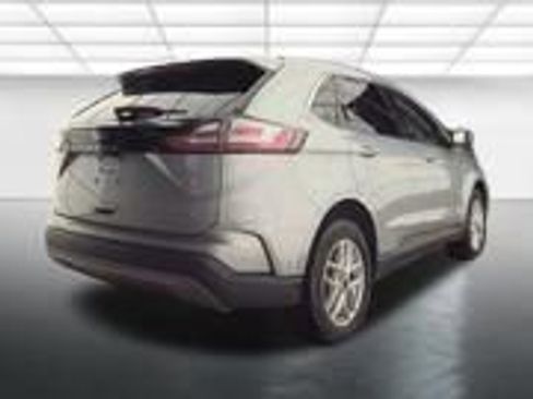 Used 2024 Ford Edge SEL w/ Convenience Package image 13