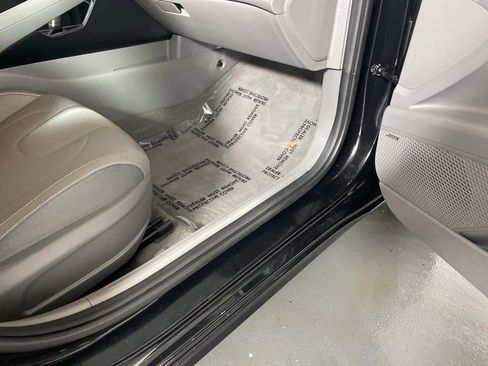 Used 2022 Hyundai Elantra SEL w/ Convenience + Premium Package image 31