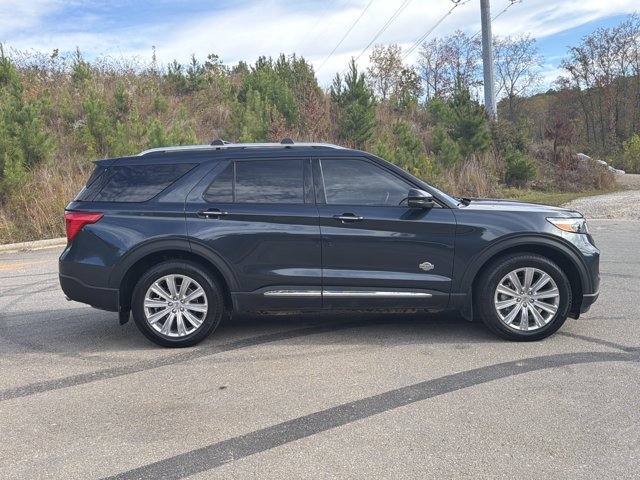 Used 2024 Ford Explorer King Ranch w/ Technology Package AWD/4WD image 4