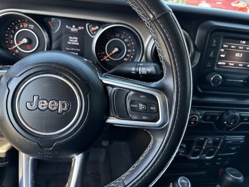 Used 2020 Jeep Gladiator Sport w/ Quick Order Package 24S image 29