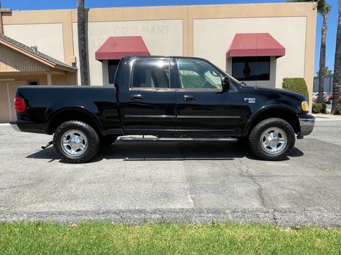 Used 2001 Ford F150 Lariat AWD/4WD image 4