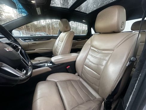 Used 2018 Cadillac XTS Vsport Platinum image 10