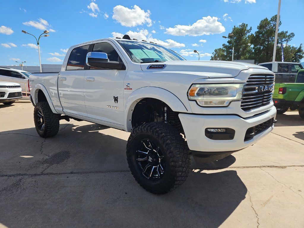 Used 2022 RAM 3500 Laramie AWD/4WD image 5