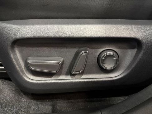 New 2026 Toyota RAV4 XSE image 25