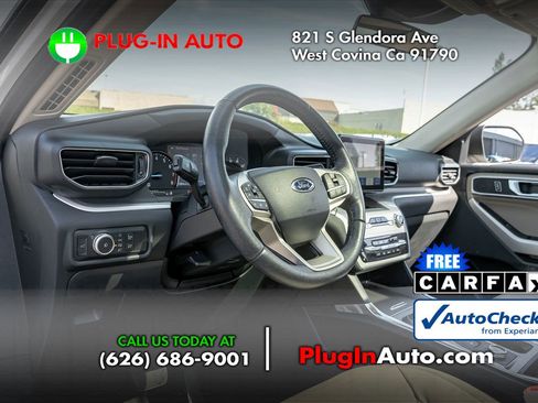 Used 2020 Ford Explorer XLT w/ Equipment Group 202A image 9