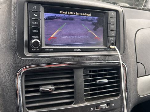 Used 2019 Dodge Grand Caravan GT image 10